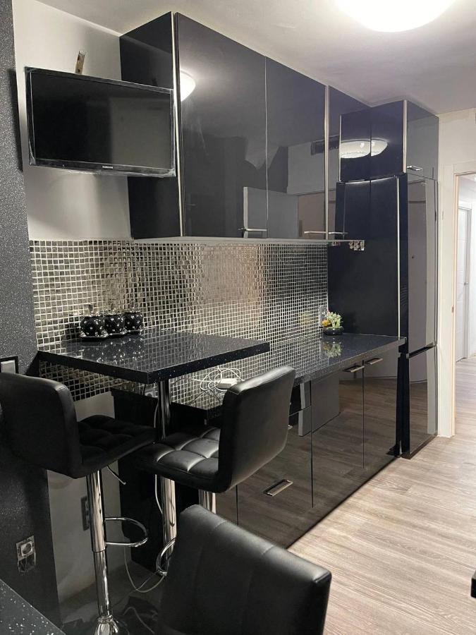 Luxury Room En Мадрид Экстерьер фото